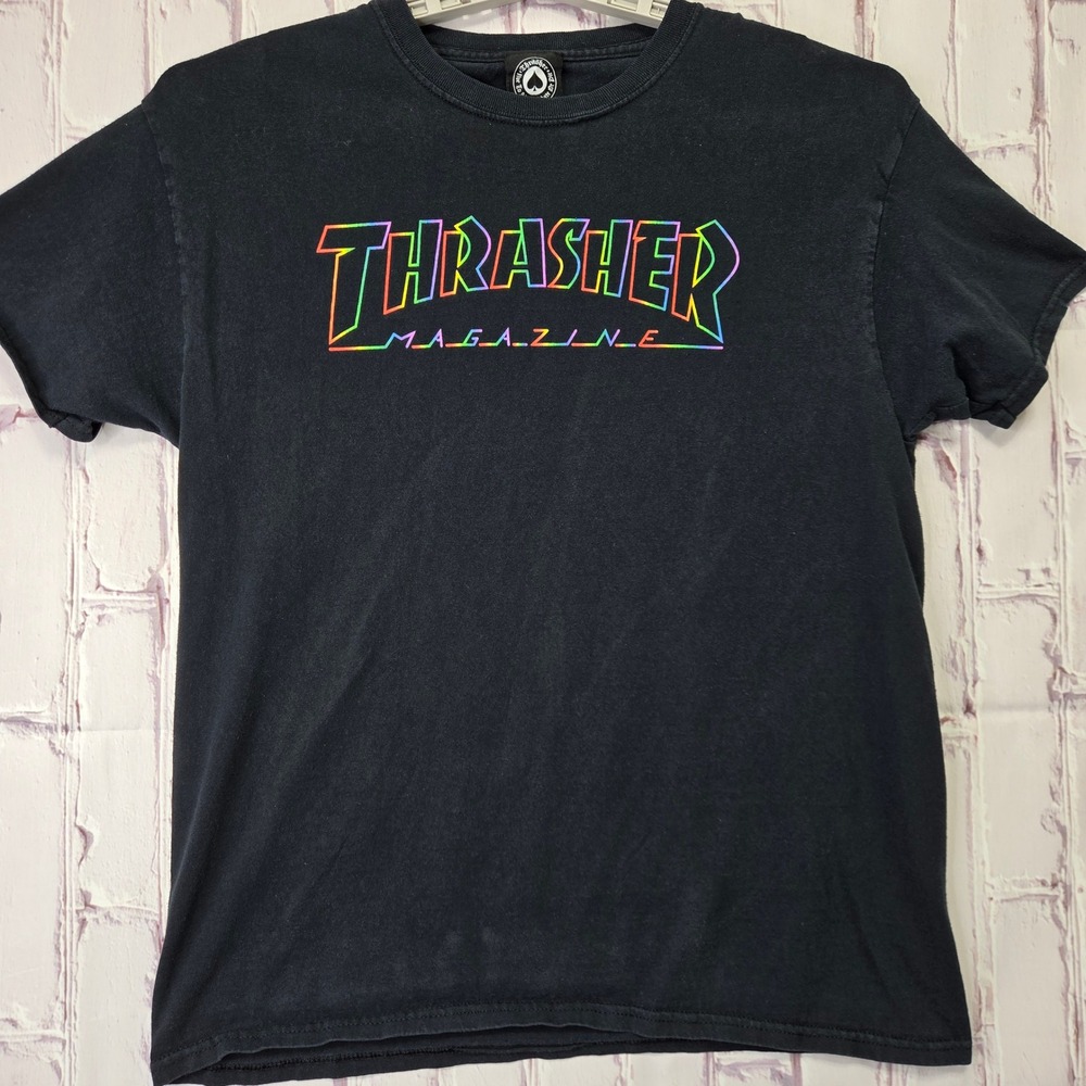 Vintage Thrasher Magazine TShirt Black Rainbow Logo SkateBoarding Graphic Mens L